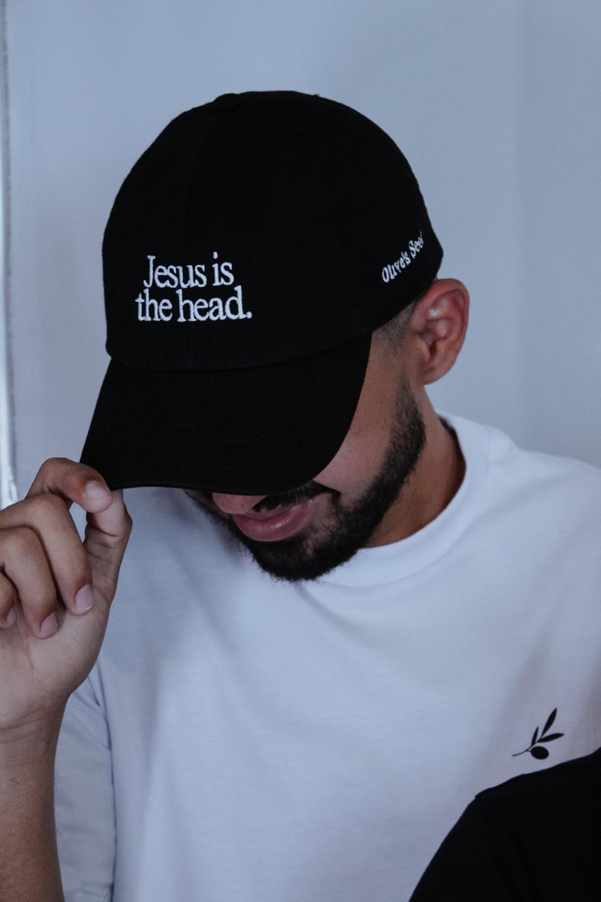 Boné Preto Dad Hat Jesus is the head